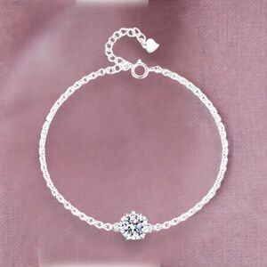 Sparkling Moissanite Bracelet in Sterling Silver 925, Adjustable 6 1/2" - 7 1/5"
